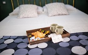 Bologna Travel Suite